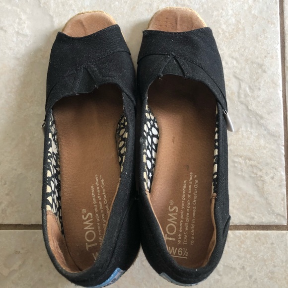 Tom’s Wedges - Picture 1 of 3